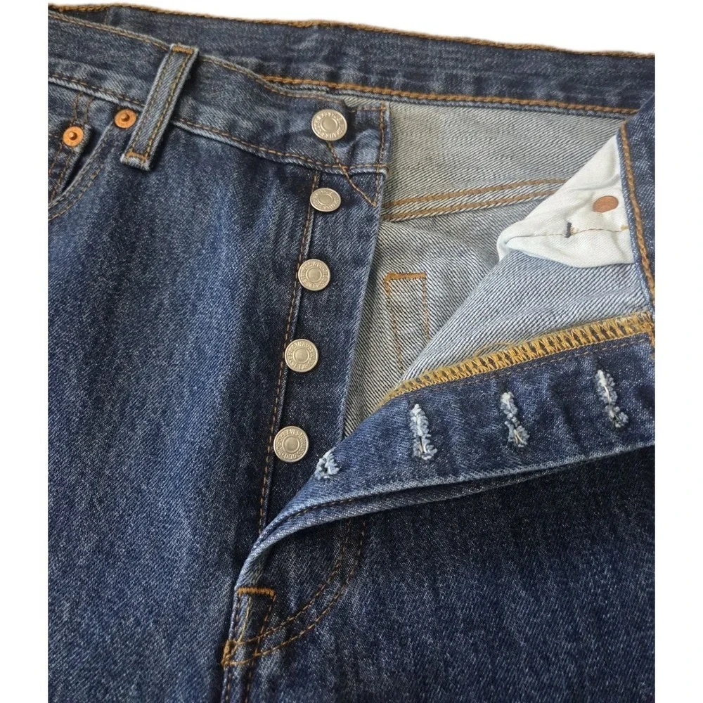 Levi's 501 Original Fit Button Fly‎ Jeans Blue Denim Men's Size 34x32...